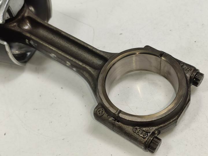 PISTON - VOLKSWAGEN - #572537